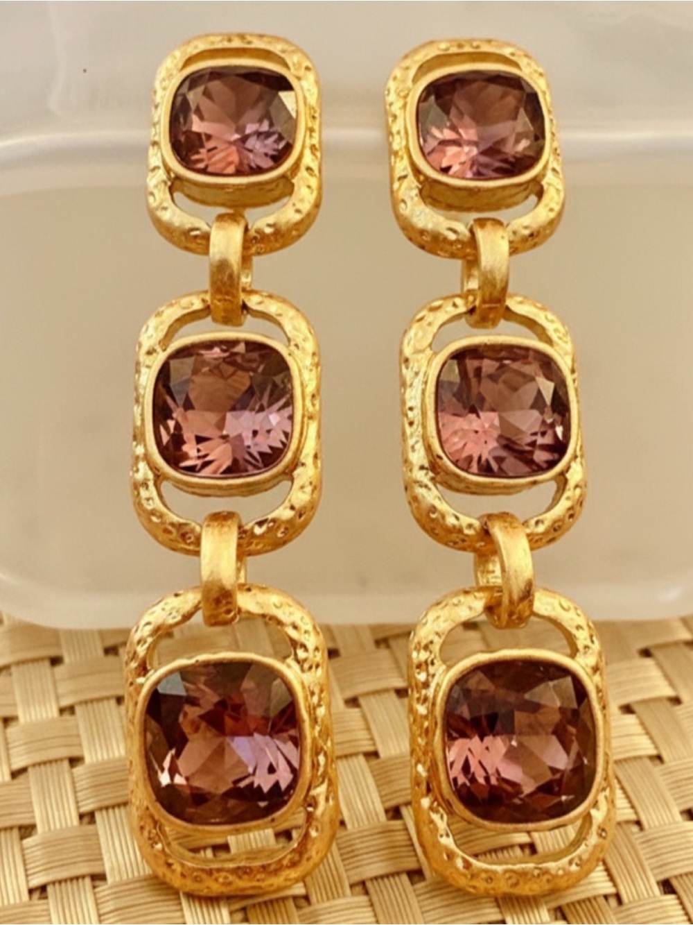 OSCAR DE LA RENTA Amethyst Crystal Earrings✨Gold Triple Drop Rectangles ✨CLIP ON - Picture 12 of 14